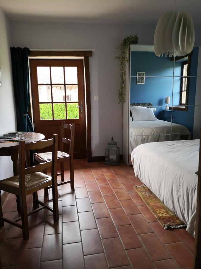 La Ferme De La Terve Bed & Breakfast Bruailles ภายนอก รูปภาพ