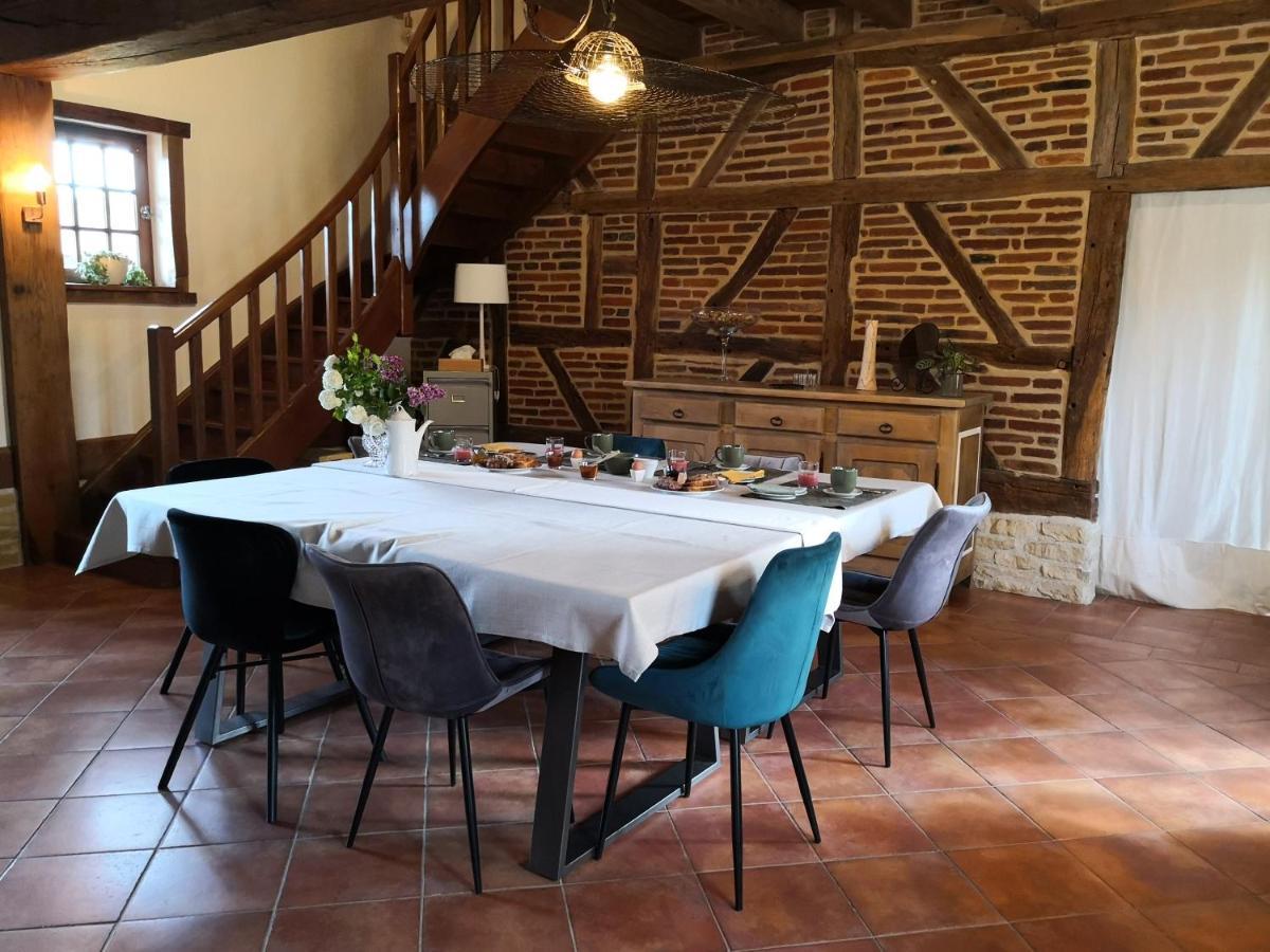 La Ferme De La Terve Bed & Breakfast Bruailles ภายนอก รูปภาพ